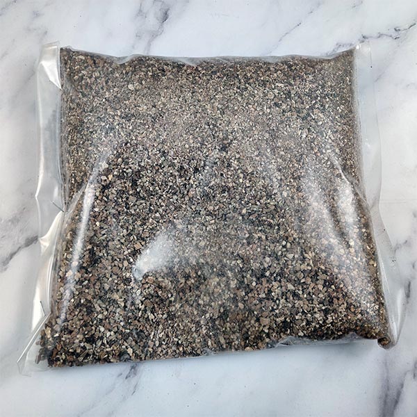 Buy Vermiculite powder for plant, potting mix - online at Nursery Nisarga