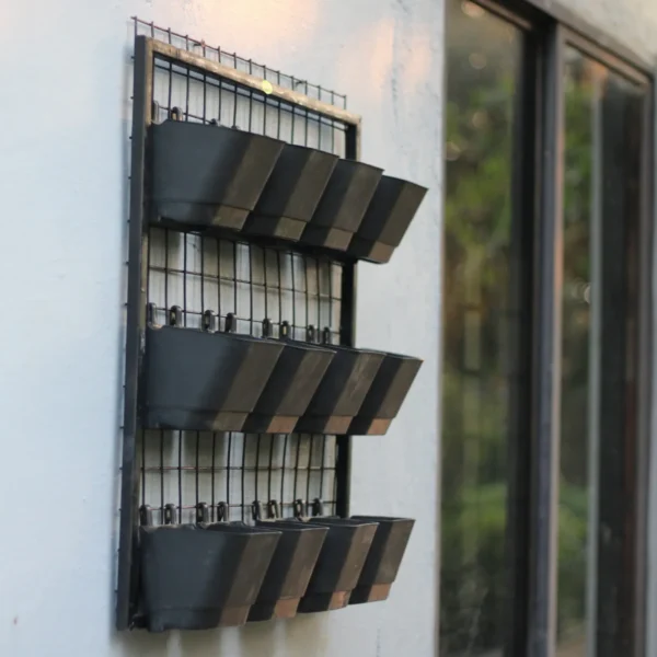 Buy Garden Green " hanging pot with panel" for plant from Nursery Nisarga